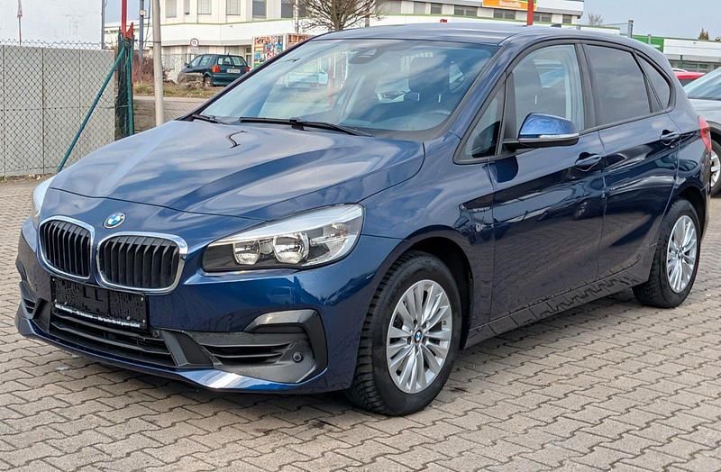 Gebraucht BMW 218 Active Tourer Performance 140 PS (102 kW) 2020 Blau Van / Kleinbus
