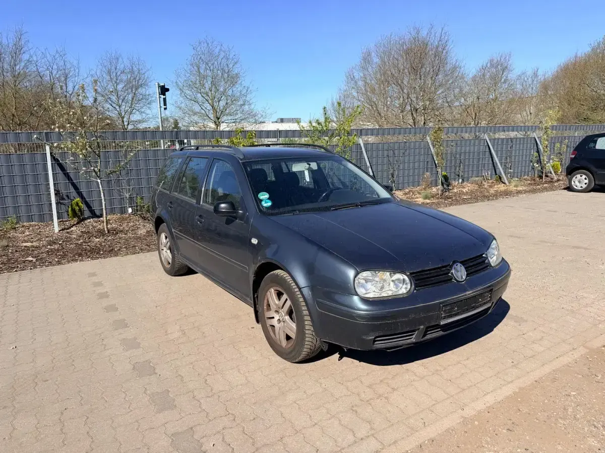 Gebraucht VW Golf IV 101 PS (74 kW) 2003 Schwarz Limousine