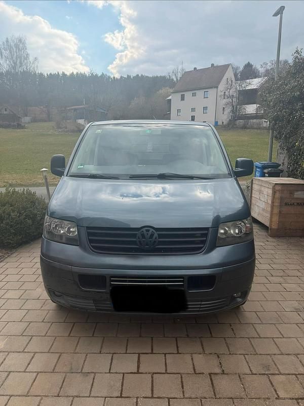 Gebraucht VW T5 174 PS (127 kW) 2004 Grau Van