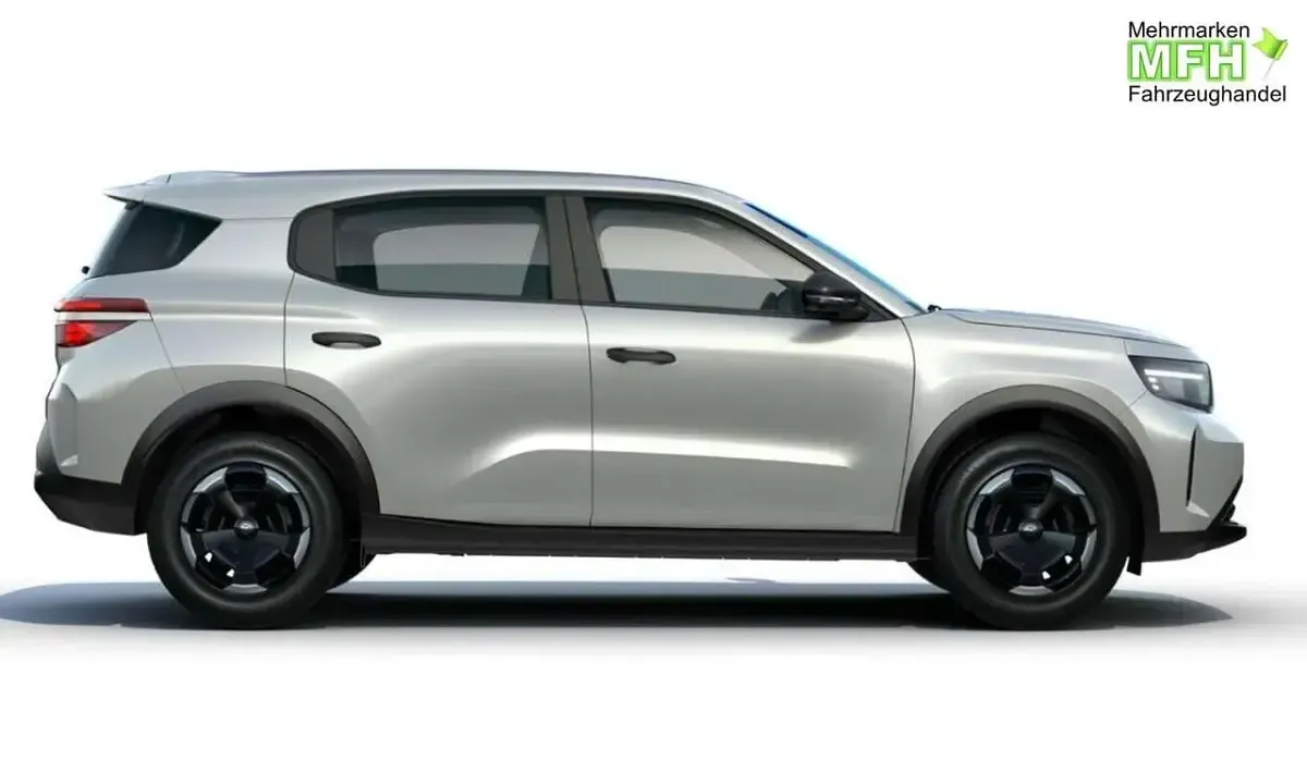 Neu Opel Frontera Edition 145 PS (106 kW) 2025 Kristall silber metallic SUV