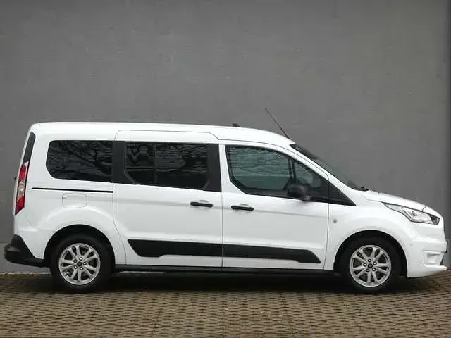 Używany Ford Transit Connect 120 KM (88 kW) 2021 Biały Minivan