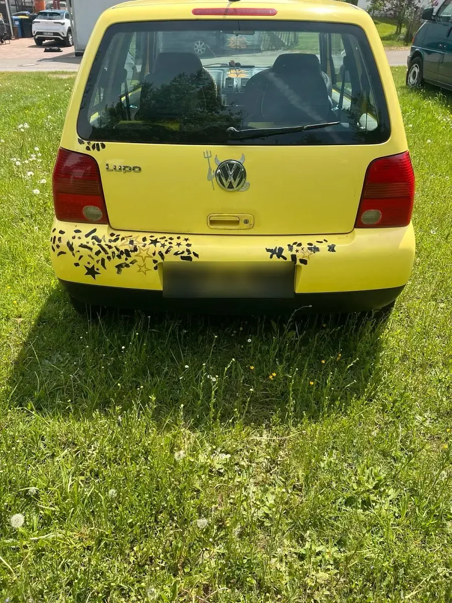 Używany VW Lupo 50 KM (36 kW) 1999 Żółty Hatchback