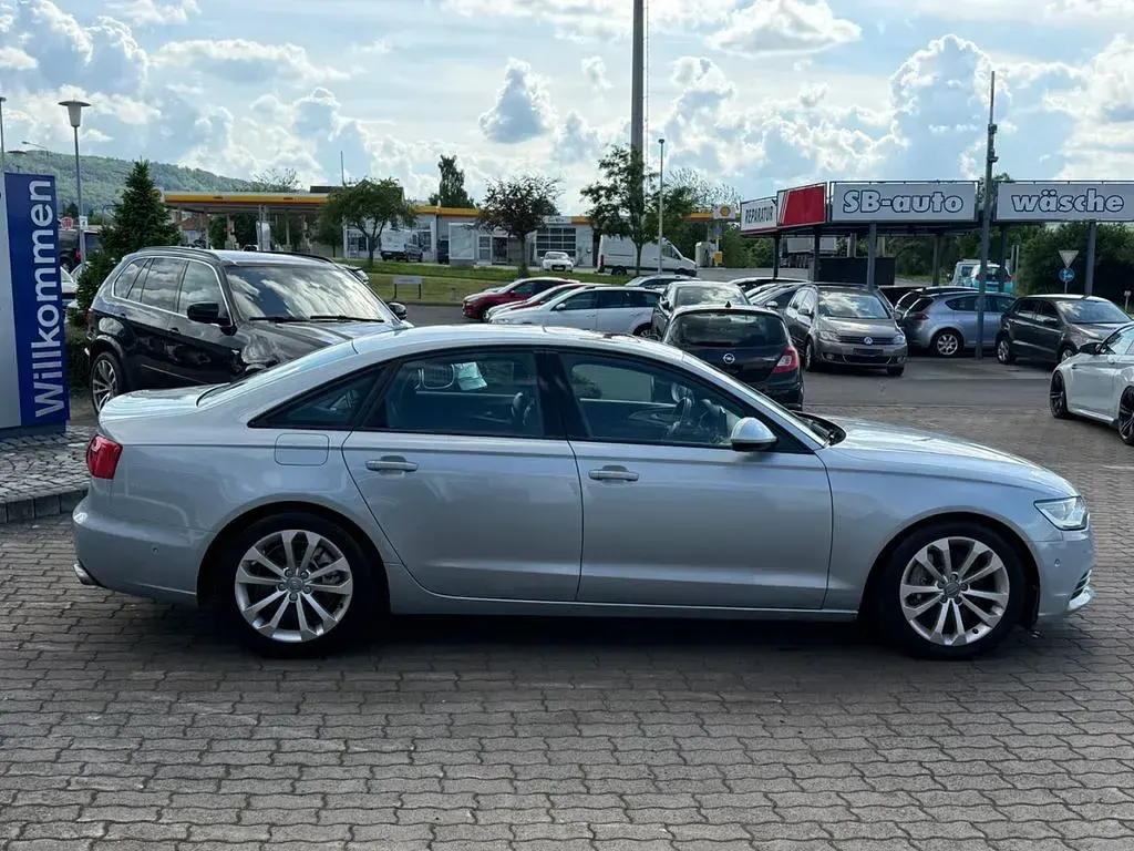 Gebraucht Audi A6 Sport 211 PS (155 kW) 2012 Arktissilber Limousine