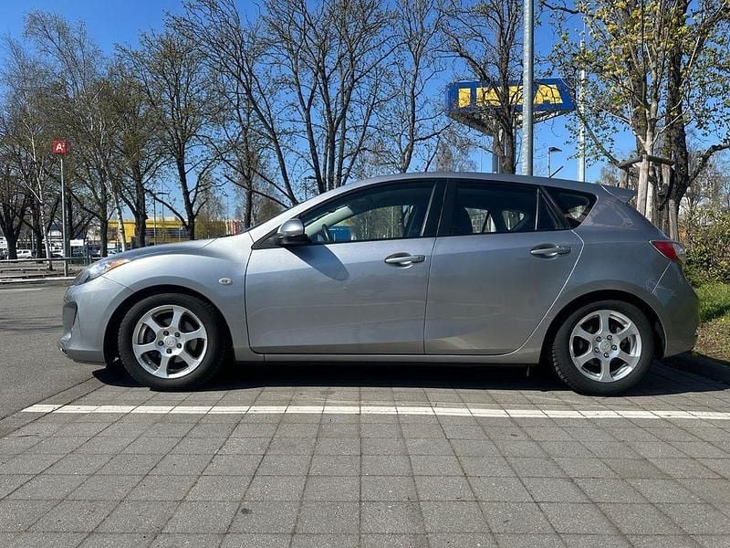 Gebraucht Mazda 3 Edition 105 PS (77 kW) 2013 Silber Limousine