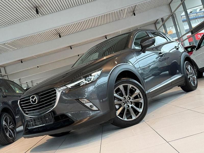Grau Gebraucht 2017 Mazda CX-3 Kizoku Intense SUV | 14.991 € (Fairer Preis) - Bild 1/4