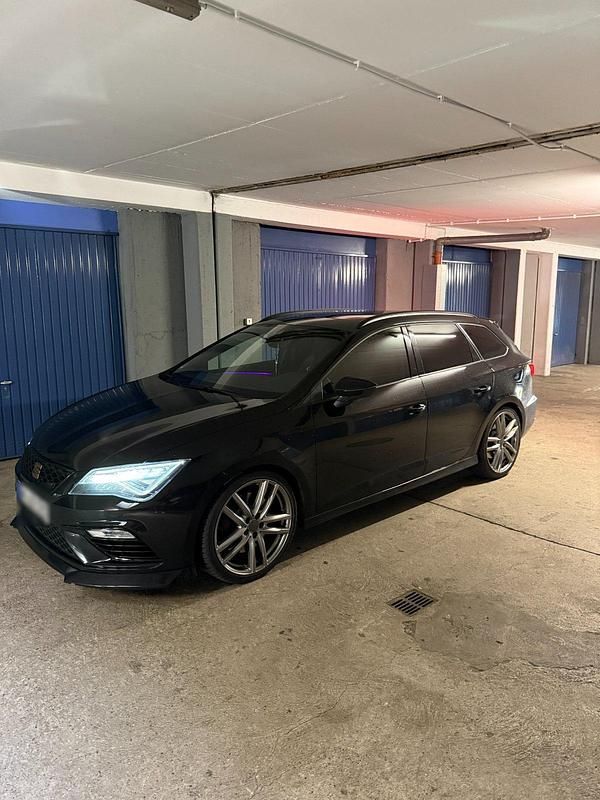 Gebraucht Seat Leon ST CUPRA 300 PS (220 kW) 2020 Schwarz Kombi