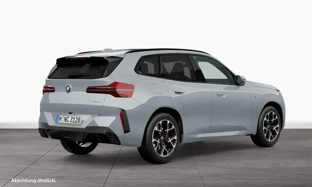 Gebraucht BMW X3 M Sport 197 PS (144 kW) 2025 Grau SUV