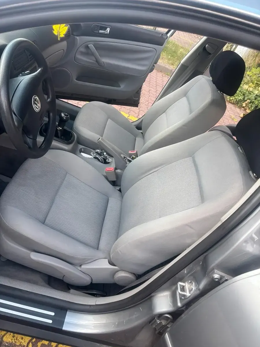 Gebraucht VW Passat 110 PS (80 kW) 2002 Grau Limousine
