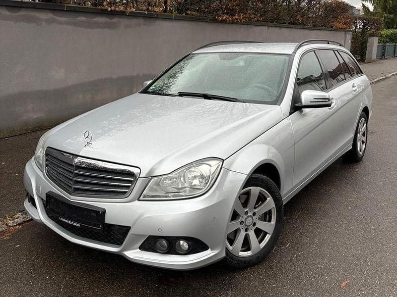 Silber Gebraucht 2014 Mercedes C220 Elegance Kombi | 8.490 € (Superpreis) - Bild 1/4