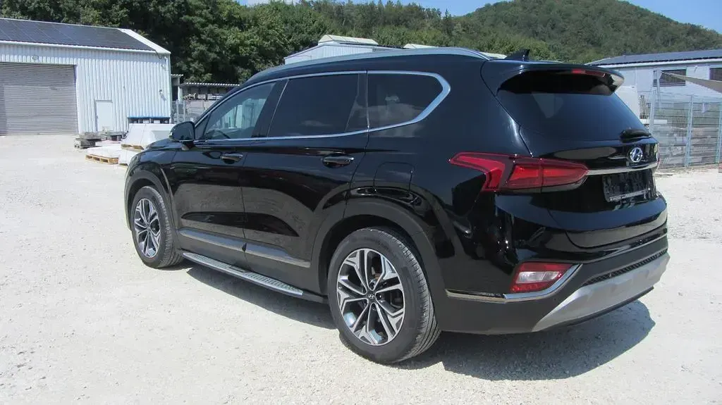 Gebraucht Hyundai Santa Fe Premium 200 PS (147 kW) 2019 Schwarz SUV