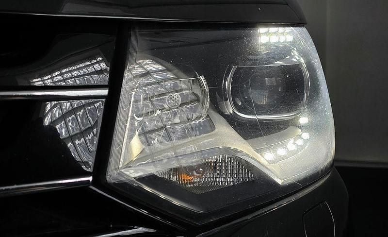 Gebraucht VW Multivan 179 PS (131 kW) 2015 Schwarz Van / Kleinbus