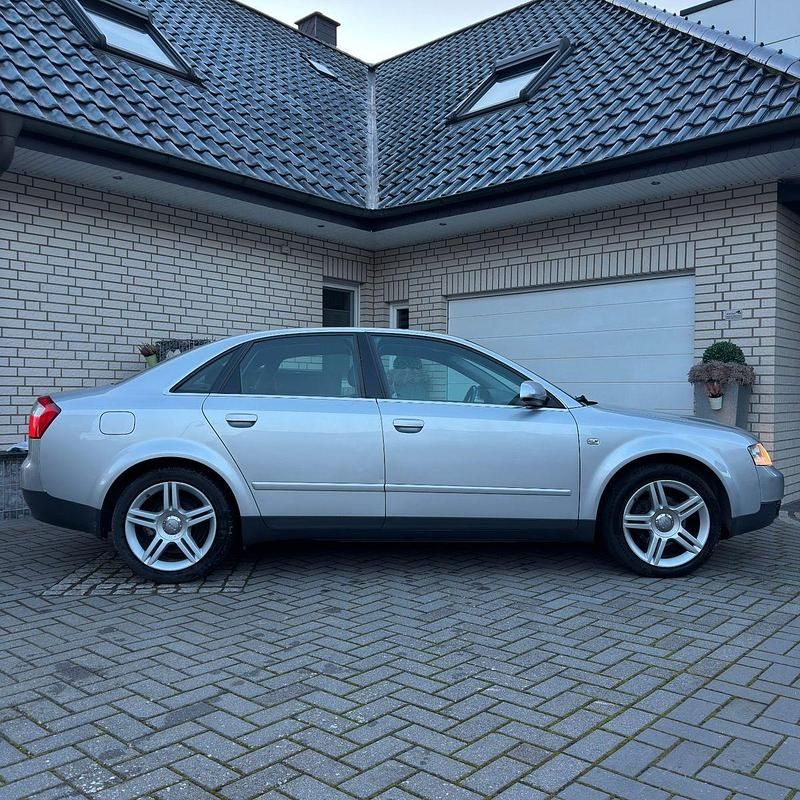 Gebraucht Audi A4 131 PS (96 kW) 2000 Grau Limousine