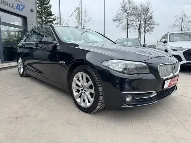 Gebraucht BMW 520 Sport Line 184 PS (135 kW) 2013 Schwarz Kombi
