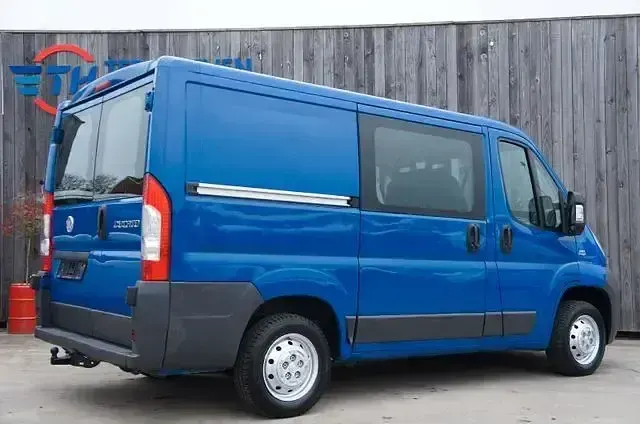 Gebraucht Fiat Ducato 120 PS (88 kW) 2010 Blau Van