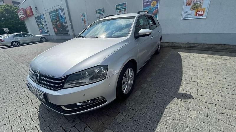 Gebraucht 2010 VW Passat Trendline Kombi | 6.500 € (Teuer) - Bild 1/4