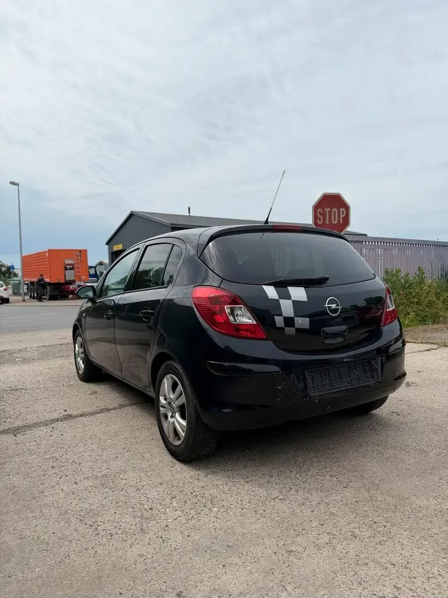 Gebraucht Opel Corsa 88 PS (64 kW) 2010 Kleinwagen