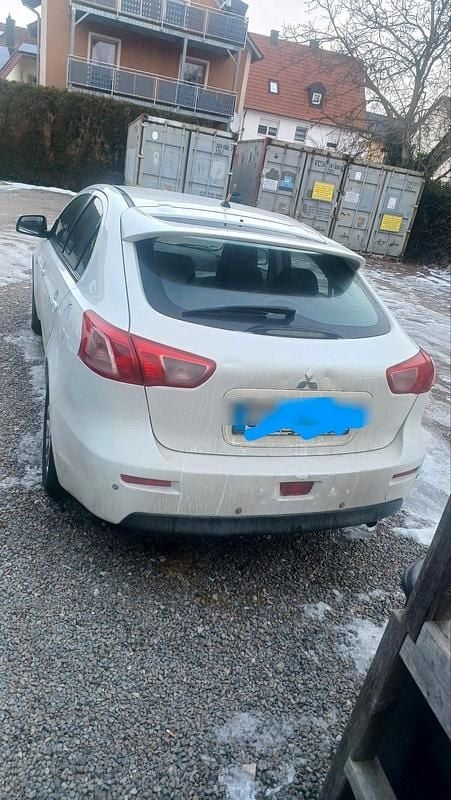 Gebraucht Mitsubishi Lancer 150 PS (110 kW) 2012 Weiß Limousine