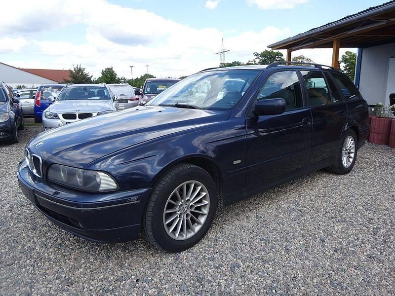 Blau Gebraucht 2000 BMW 525 Kombi | 1.300 € (Superpreis) - Bild 1/4