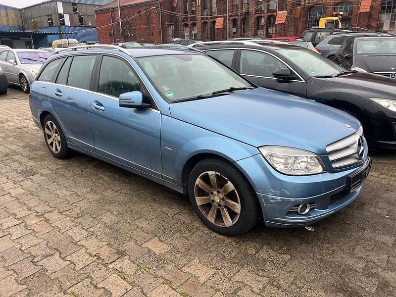 Blau Gebraucht 2009 Mercedes C220 Kombi | 3.190 € (Superpreis) - Bild 1/4