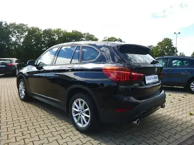 Gebraucht BMW X1 Sport Line 192 PS (141 kW) 2022 Schwarz SUV