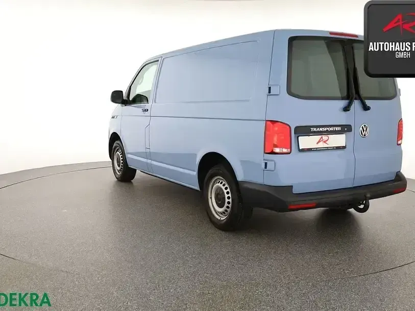 Second-hand VW Transporter 150 CP (110 kW) 2020 Albastru Van