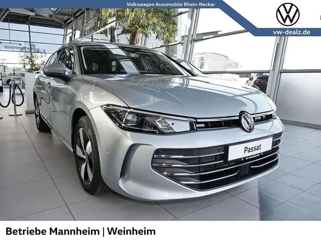 Neu VW Passat Business 150 PS (110 kW) 2026 Silber Limousine