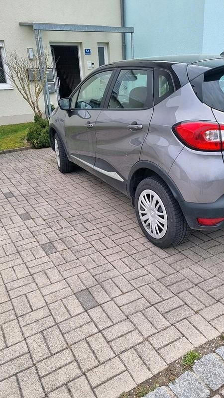 Gebraucht Renault Captur 90 PS (66 kW) 2016 Grau SUV
