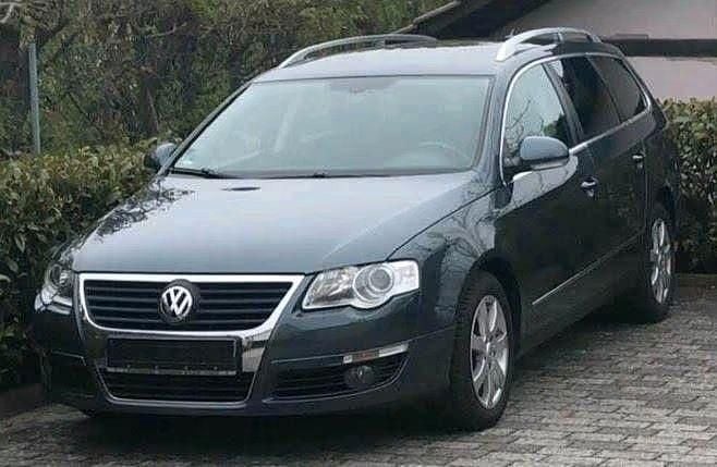 Gebraucht VW Passat 143 PS (105 kW) 2009 Grau Limousine