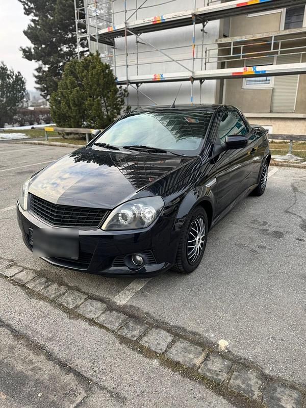 Gebraucht Opel Tigra 90 PS (66 kW) 2005 Schwarz Cabrio