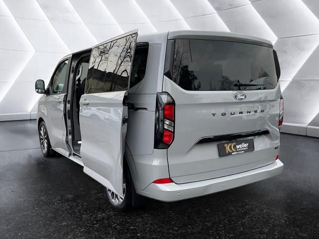 Gebraucht Ford Tourneo Titanium 170 PS (125 kW) 2025 Grau Van / Kleinbus
