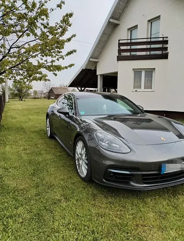 Gebraucht Porsche Panamera 441 PS (324 kW) 2017 Grau Kleinwagen