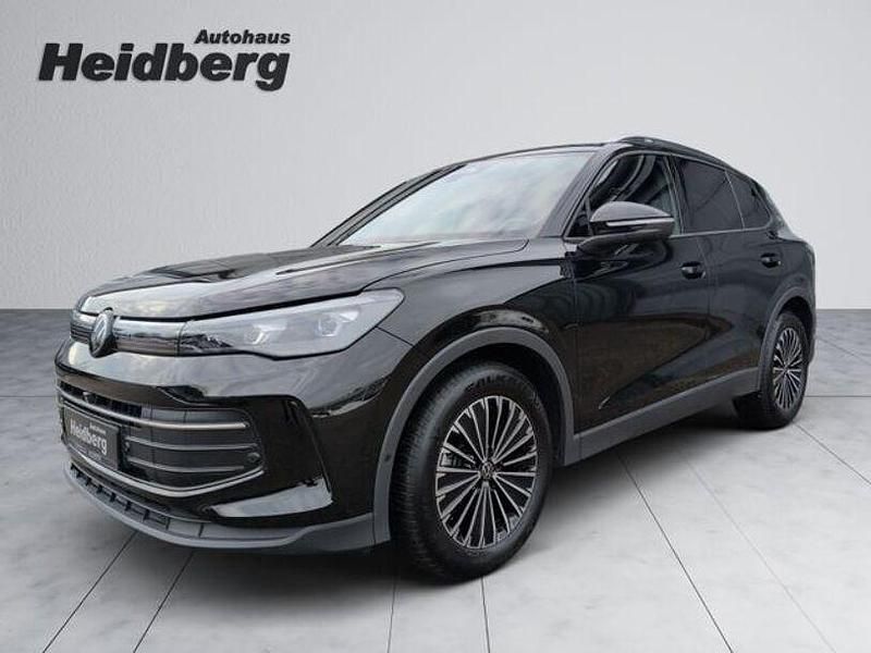 Gebraucht VW Tiguan Goal 150 PS (110 kW) 2025 Schwarz SUV