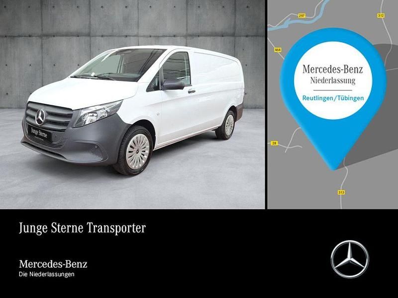 Weiß Gebraucht 2024 Mercedes Vito Van / Kleinbus | 33.296 € (Fairer Preis) - Bild 1/4