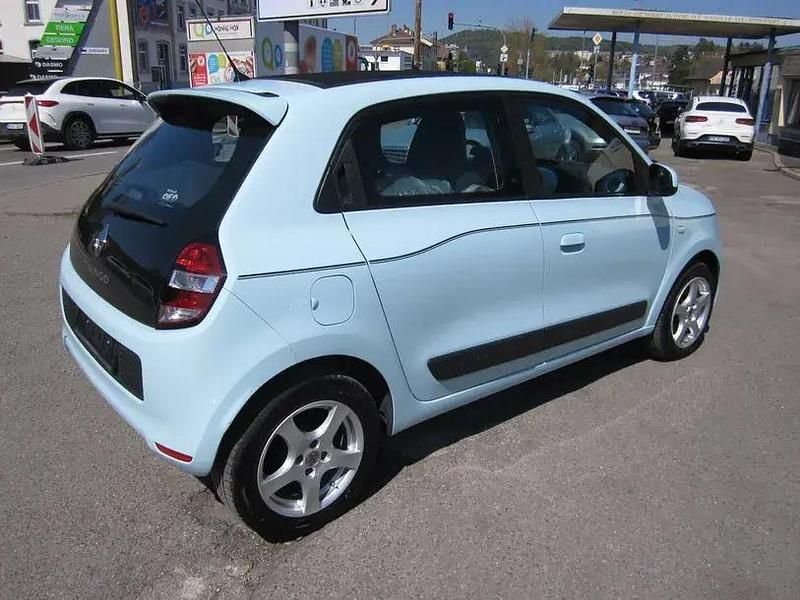 Second-hand Renault Twingo Dynamique 71 CP (52 kW) 2014 Albastru Hatchback