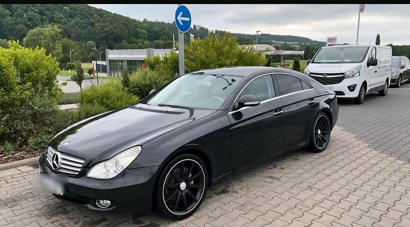 Gebraucht Mercedes CLS320 224 PS (164 kW) 2007 Schwarz Coupé