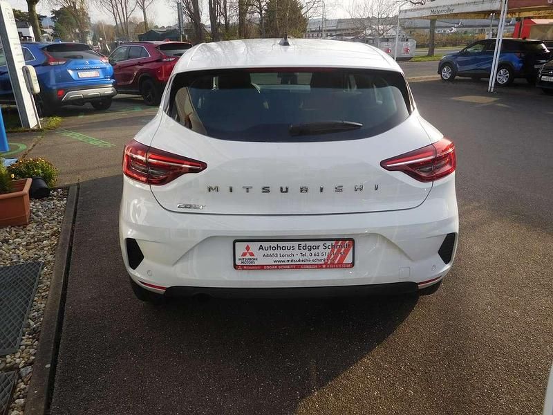 Gebraucht Mitsubishi Colt Basis 67 PS (49 kW) 2025 Antarktis weiß Kleinwagen