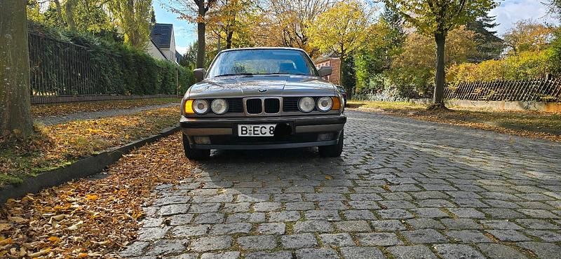 Gebraucht BMW 525 170 PS (125 kW) 1988 Beige Limousine