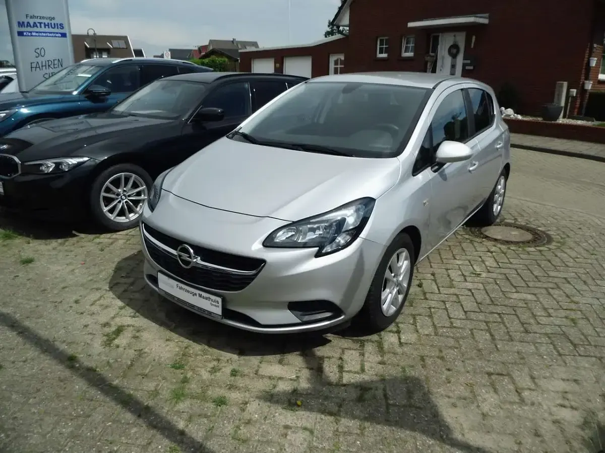 Gebraucht Opel Corsa Selection 90 PS (66 kW) 2016 Silber Kleinwagen