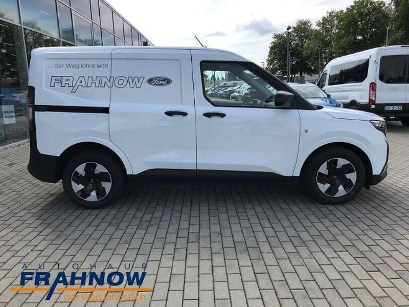 Gebraucht Ford Transit Trend 100 kW (136 PS) 2025 Frostweiß (weiss) Limousine