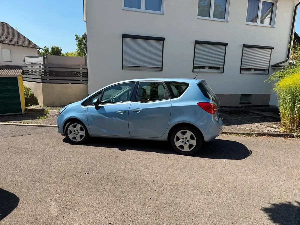 Gebraucht Opel Meriva 120 PS (88 kW) 2014 Blau Van / Kleinbus