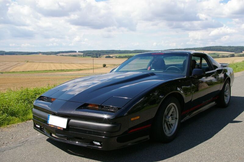 Schwarz Gebraucht 1990 Pontiac Firebird Coupé | 16.500 € - Bild 1/4
