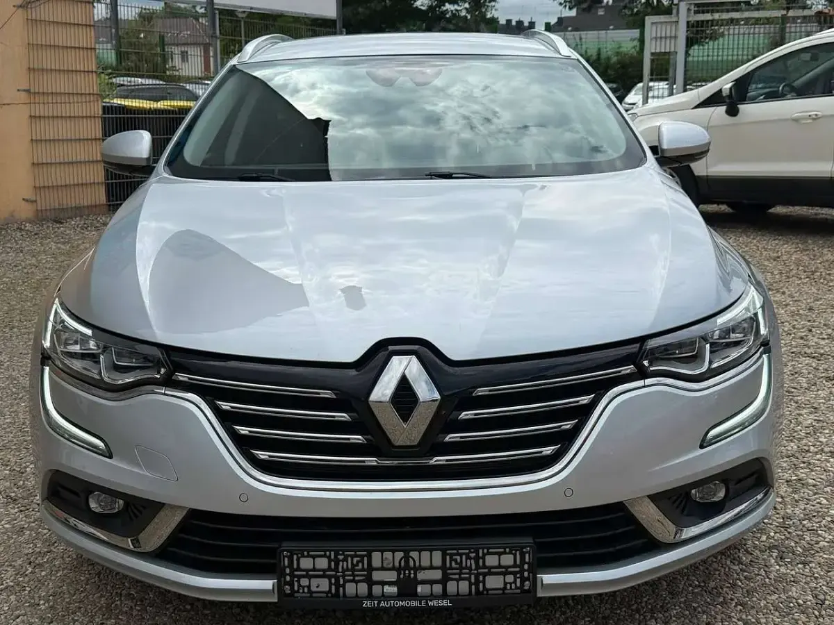 Gebraucht Renault Talisman Intens 150 PS (110 kW) 2018 Platingrau Kombi