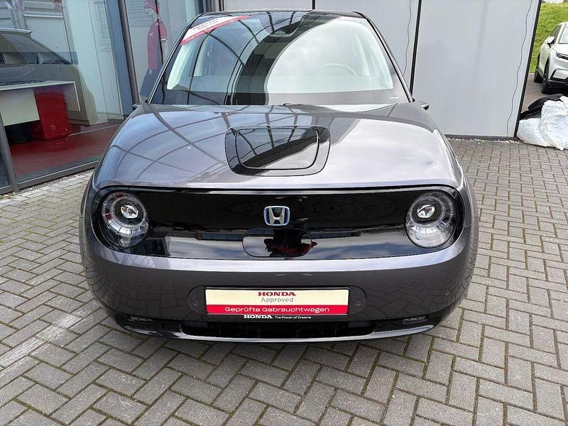 Käytetty Honda e 100 kW (136 HP) 2022 Modern steel m. Viistoperä