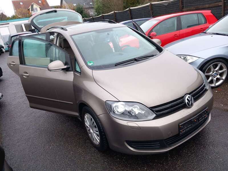 Kaschmirbraun metallic Gebraucht 2010 VW Golf Plus Cross Van / Kleinbus | 5.800 € (Fairer Preis) - Bild 1/4