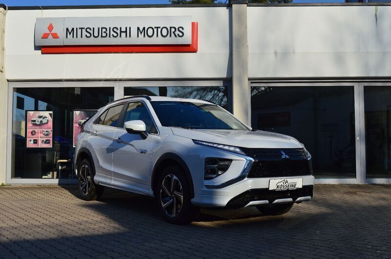Titan weis Gebraucht 2024 Mitsubishi Eclipse Cross Plus SUV | 34.980 € (Teuer) - Bild 1/4