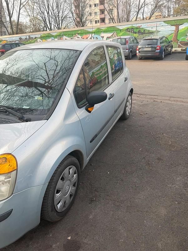 Gebraucht Renault Modus 119 PS (87 kW) 2005 Silber Van / Kleinbus