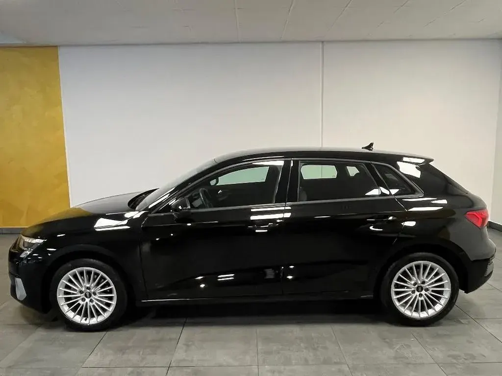 Gebraucht Audi A3 Advanced Plus 150 PS (110 kW) 2022 Schwarz Limousine