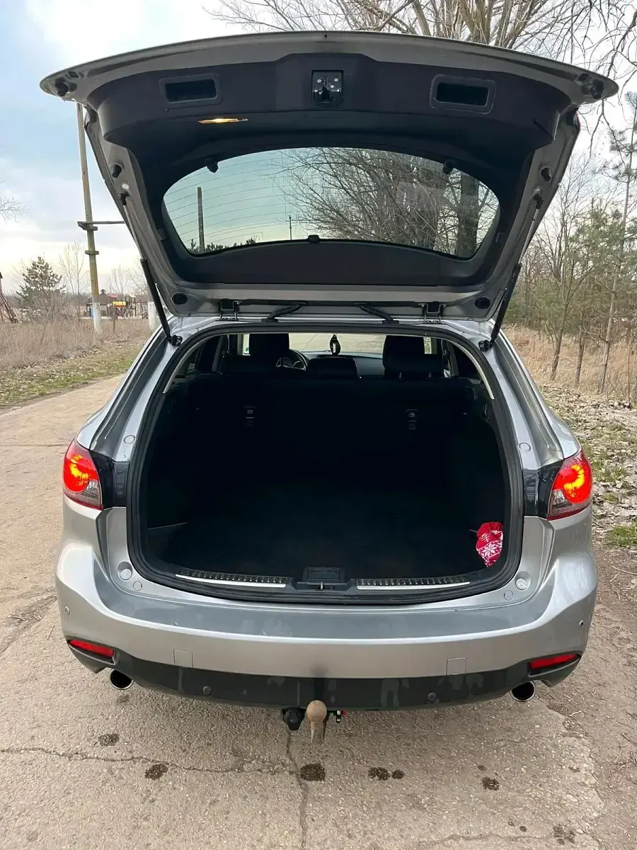 Gebraucht Mazda 6 176 PS (129 kW) 2015 Silber Kombi