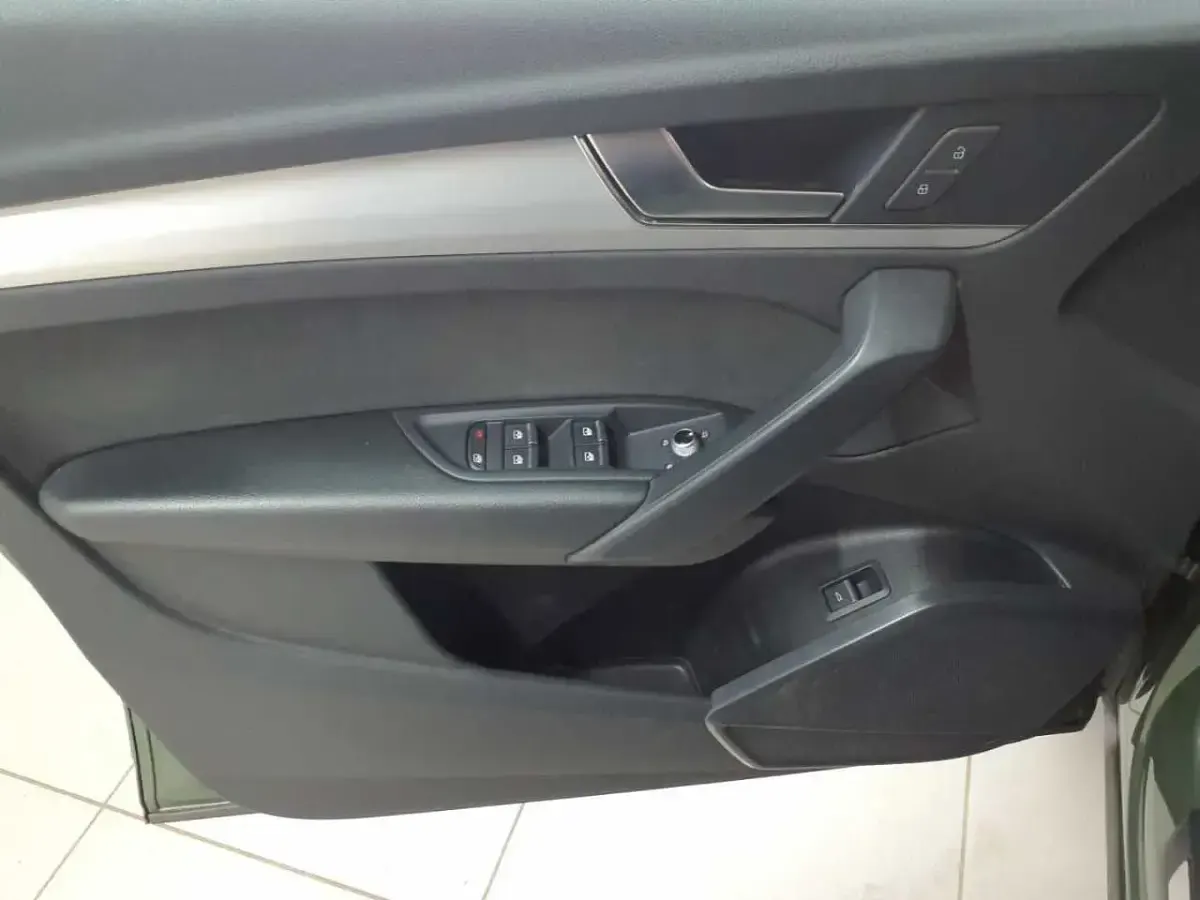 Gebraucht Audi Q5 S-Line 286 PS (210 kW) 2022 Distriktgrün metallic SUV
