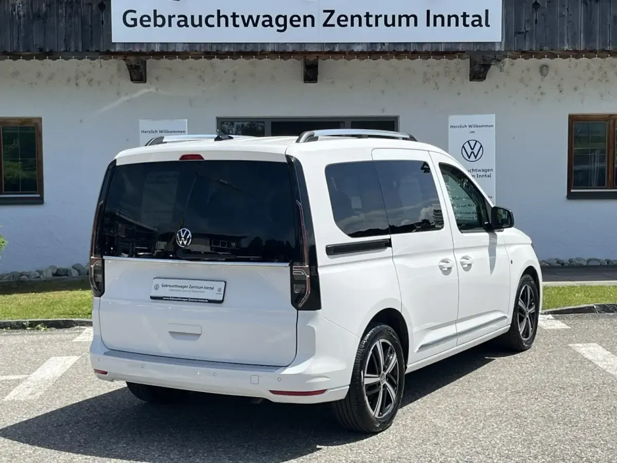 Gebraucht VW Caddy Style 114 PS (83 kW) 2022 Weiß Van / Kleinbus